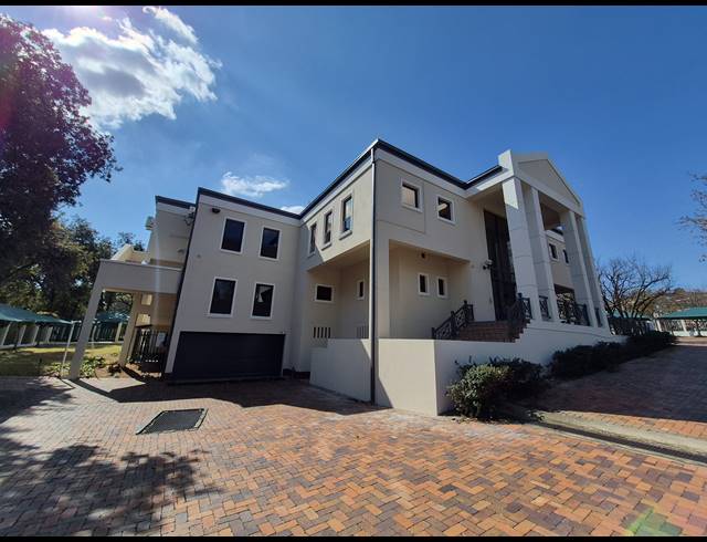 905M² OFFICE TO LET IN WOODMEAD